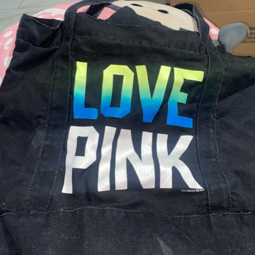 Pink Victoria’s Secret tote bag💚💙